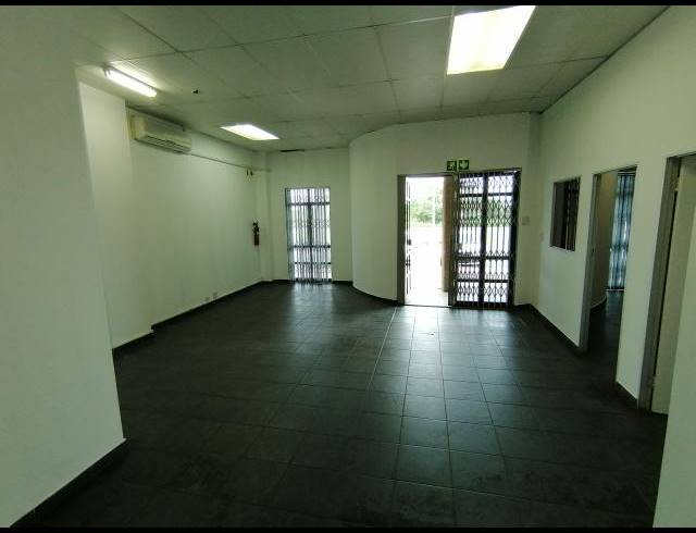 BUSINESS PROPERTY TO RENT IN RICHARDS BAY EXT 7